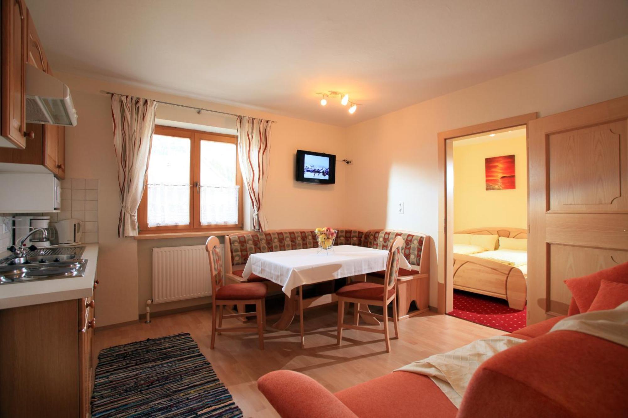 Andrea Caeciel Apartment
