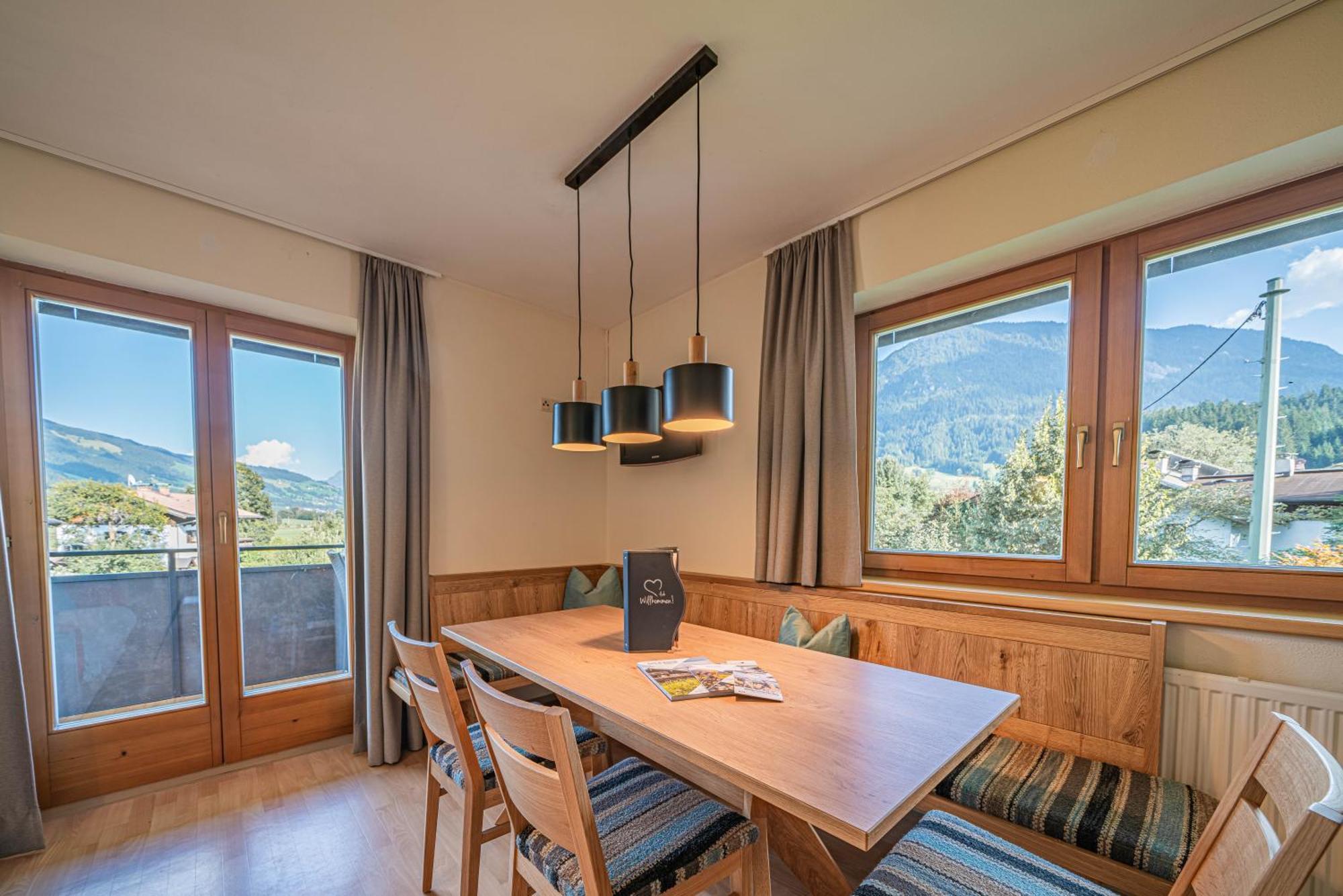 Andrea Caeciel Apartment